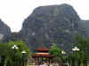Click to view the tomb of King le - Click de xem Đền Thơ Vua Le ở Hoa Lư
